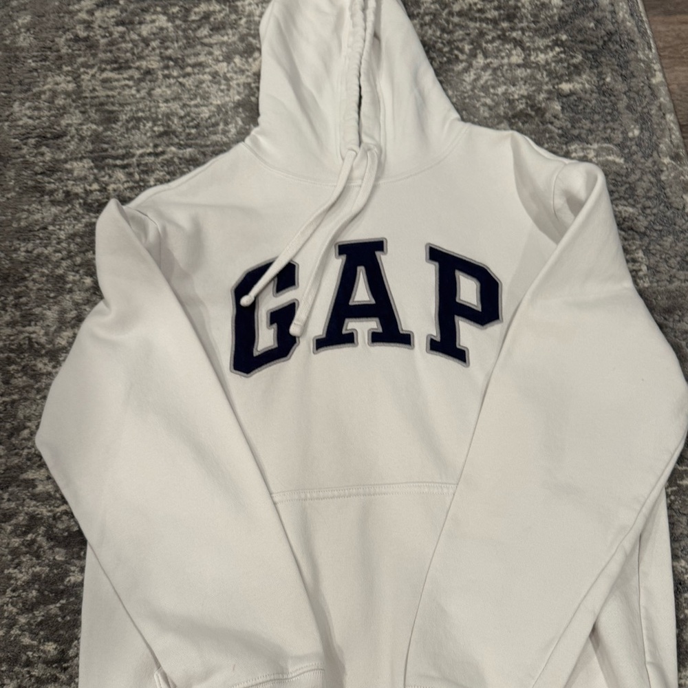 GAP hoodie